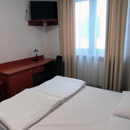 Motel Port 2000 Mostki  외부 사진